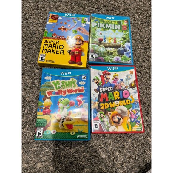 Nintendo WiiU Video games Mario Lot #4